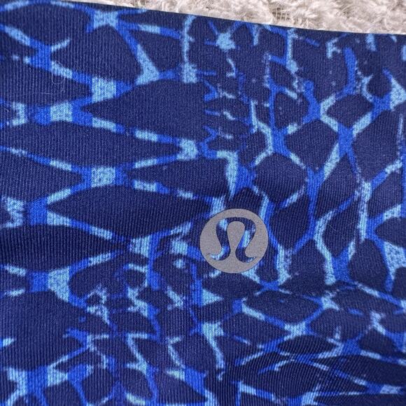 Lululemon Speed Track Shorts Womens 4 Blue Samba Snake Ruched Running Yoga‎ Gym - Picture 6 of 12